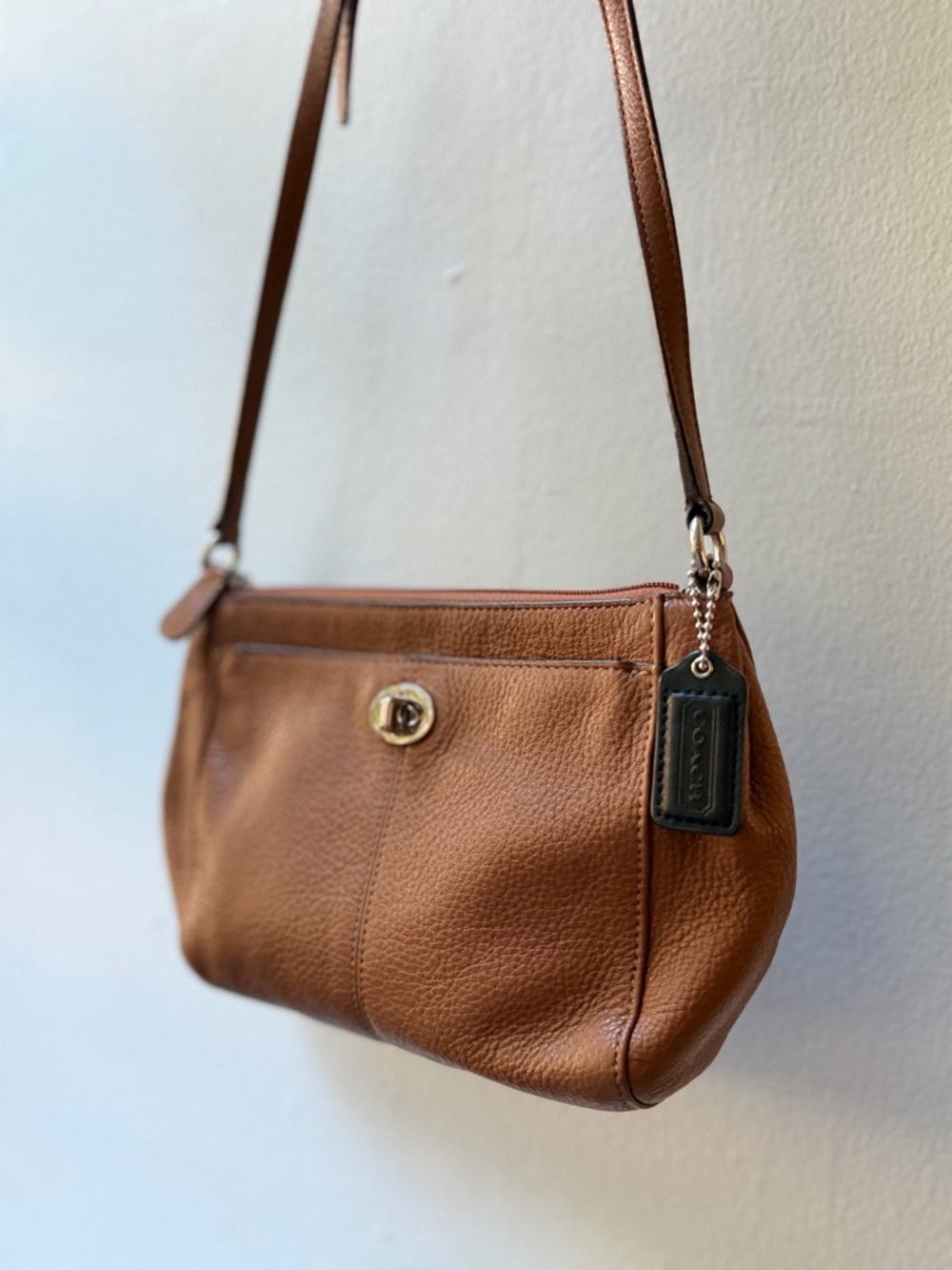Coach Tan Leather Shoulder Bag with Gold Turnlock
